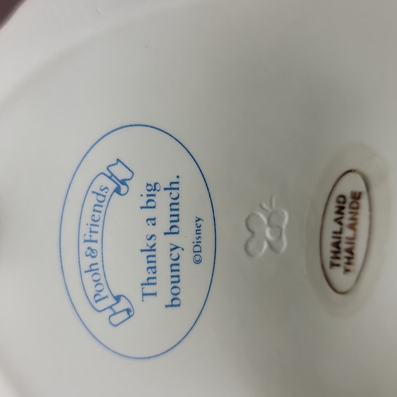 Retired Disney Pooh & Friends "Thanks a Big Bouncy Bunch" Tigger Figurine - Picture 6 of 10